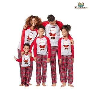 Pyjama noël famille magie