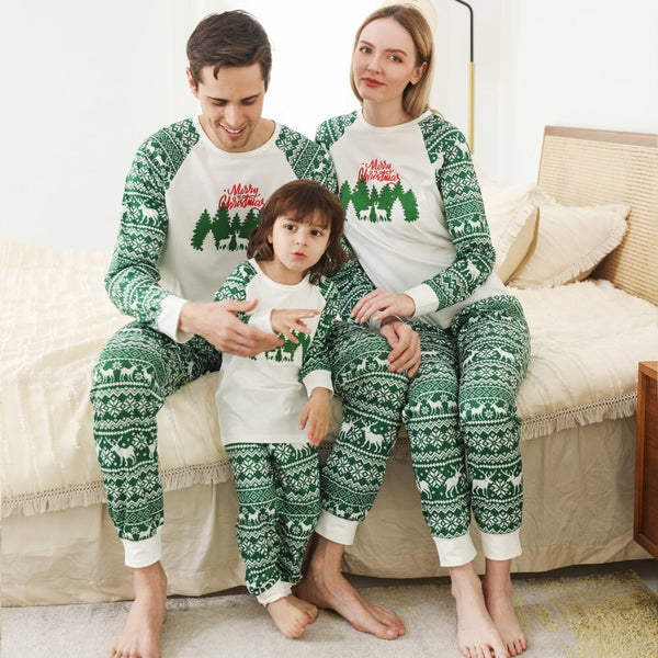 Pyjama noël famille vert et blanc