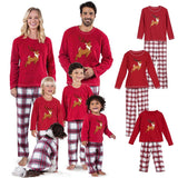 Pyjama noël famille rouge avec un cerf
